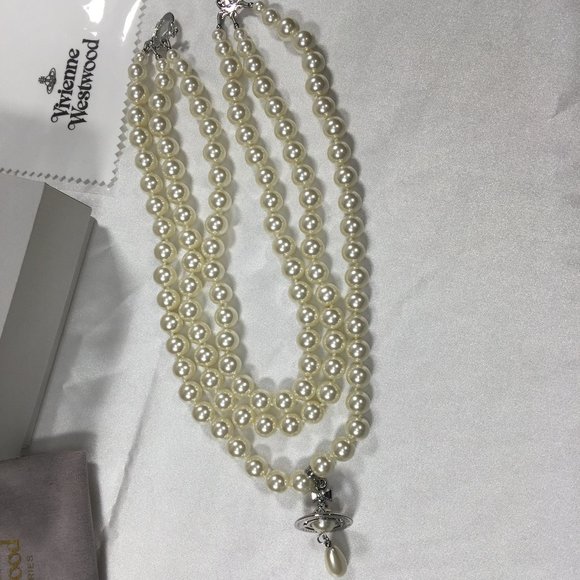 Vivienne Westwood Drop Pearl Silver Necklace - Picture 5 of 6